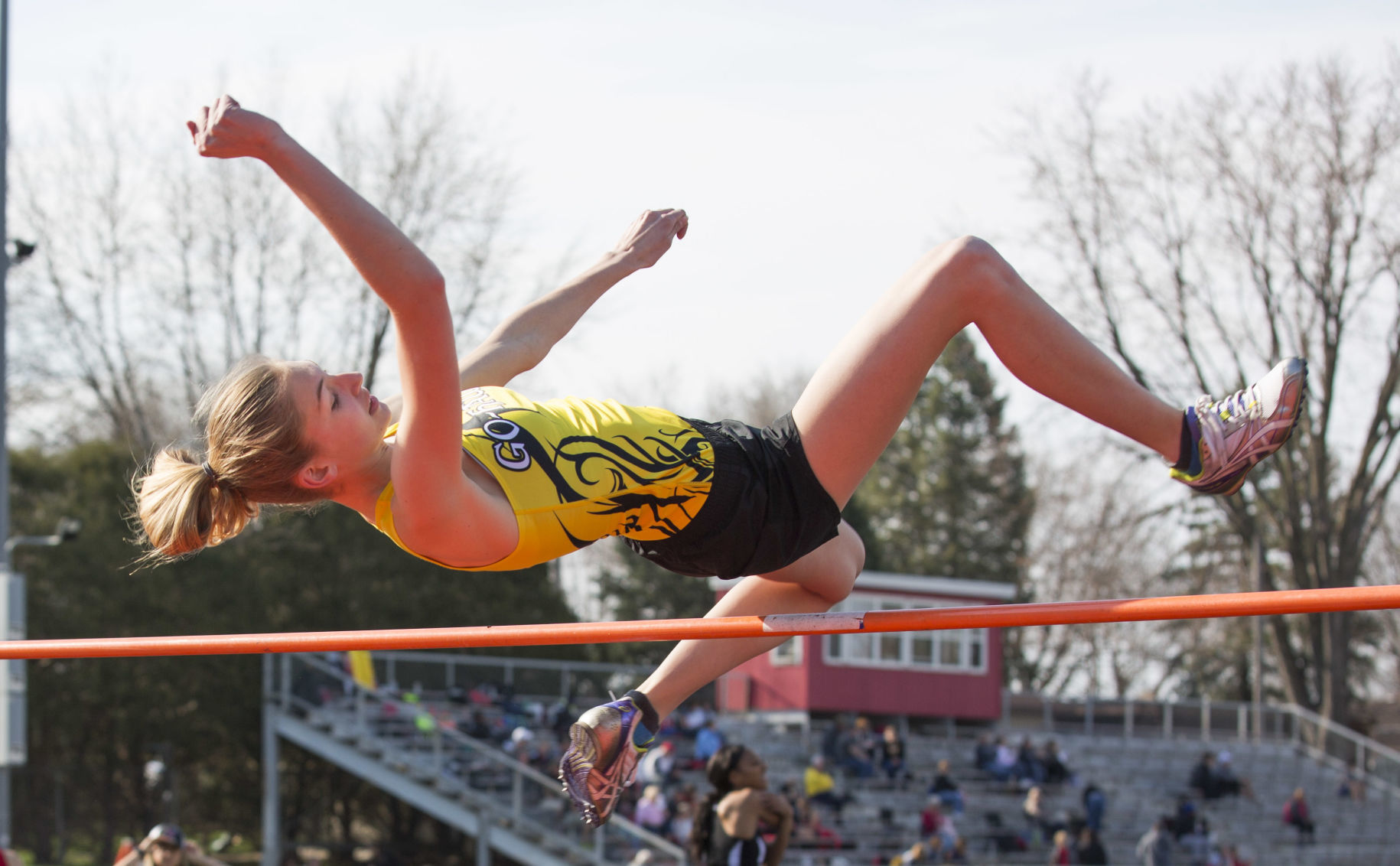 041619kw-tiger-invitational-track-02